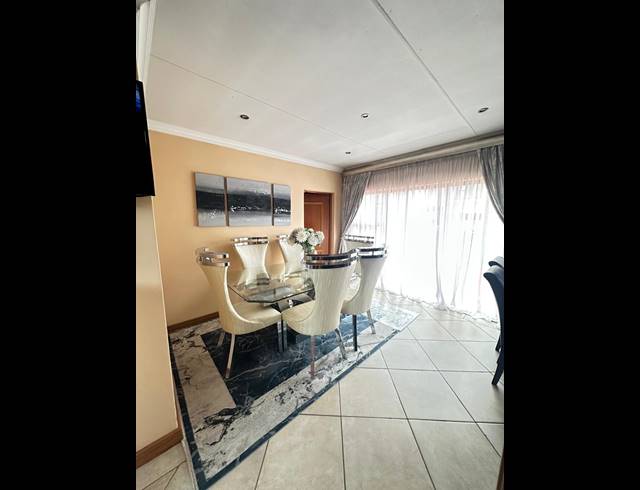 3 BEDROOM FREESTANDING FOR SALE IN BEN FLEUR